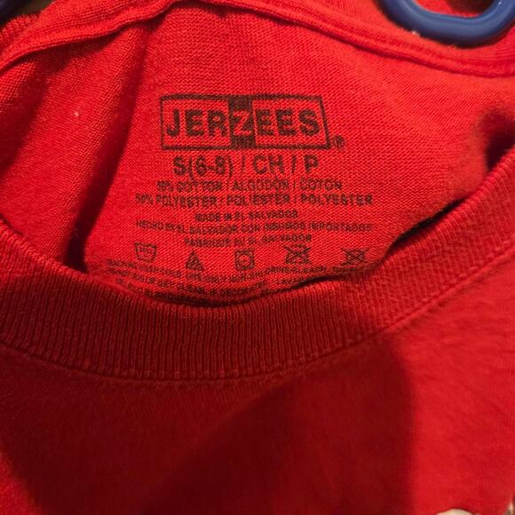 Red and blue boston red sox tshirt - Picture 4 of 4